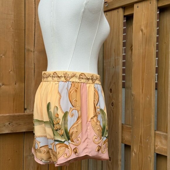 🆕 FARM Rio 🧿 NWOT Multicolor Banana Royalty Kaleidoscope Shorts, Sz S - Picture 7 of 14